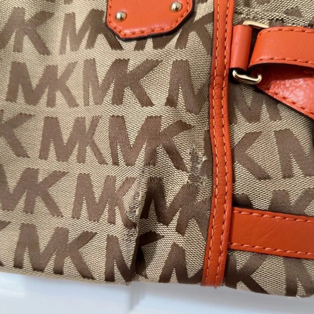 MICHAEL KORS SIGNATURE MONOGRAM GANSEVOORT BEIGE TANGERINE SATCHEL BAG